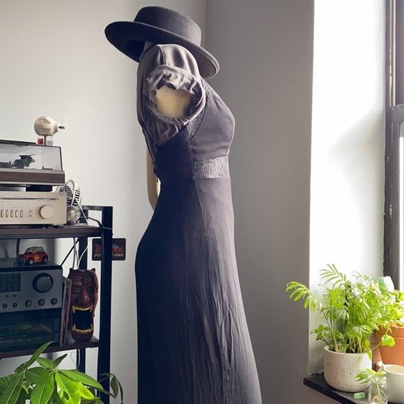 Cami jumpsuit with Lace detailing - Picture 4 of 5